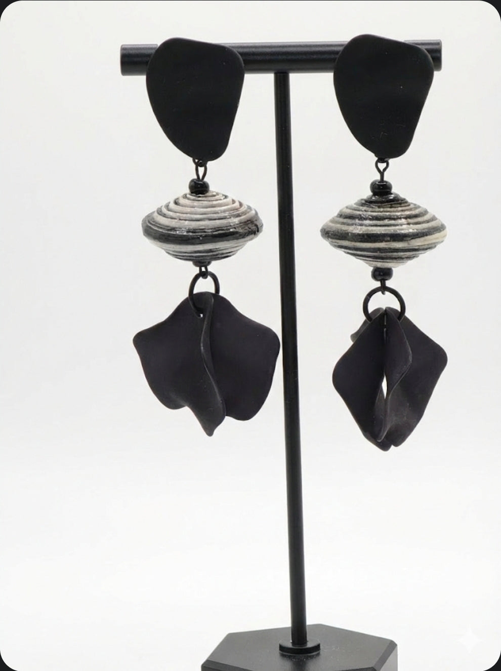 Midnight Twirl Drop Earrings